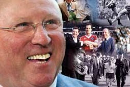 Uwe Seeler feiert seinen 75. Geburtstag mit 300 Gästen in der Imtech-Arena.