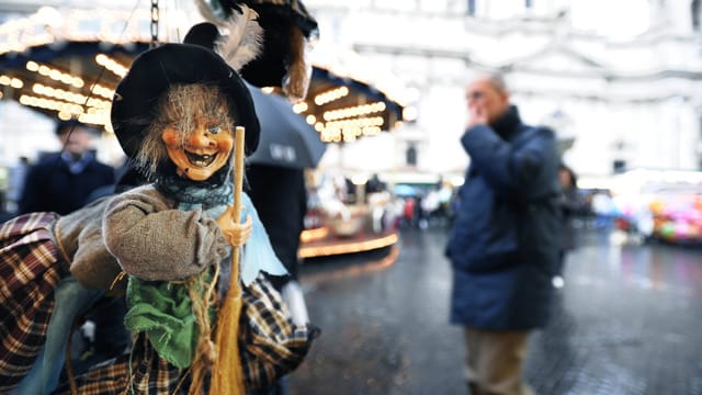 Weihnachten in anderen Ländern: In Italien bringt Befana die Geschenke