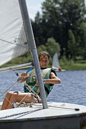 Segeln gehört zu den beliebtesten Freizeitaktivitäten am Bodensee.