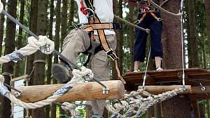 Der Kletterpark Bärenfalle bietet auch für die Kleinsten geeignete Routen.