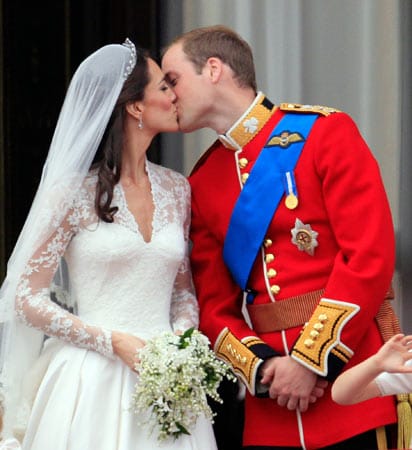 Am 29. April 2011 trat das Paar vor den Traualtar - und aus Kate Middleton wurde Catherine Mountbatten-Windsor, Herzogin von Cambridge.