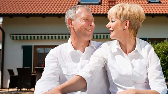 Das Haus im Alter verkaufen und trotzdem drin Wohnen bleiben.