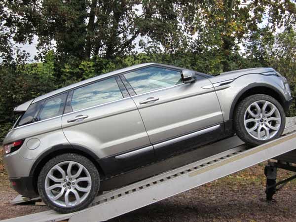 Mit dem neuen Kompakt-SUV soll es für Land Rover weiter aufwärts gehen - nach einem deutlichen Plus von 26 Prozent weltweit im Jahr 2010.
