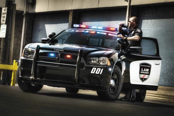 Der Dodge Charger muss sich gegen Konkurrenten wie den Ford Police Interceptor beweisen. (
