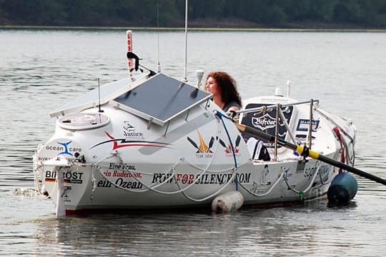 Die deutsche Ruderin Janice Jakait hat in 90 Tagen den Atlantik überquert.