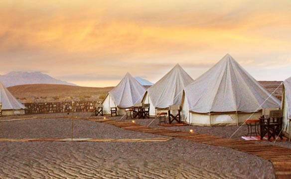 Camping in der Atacama-Wüste.