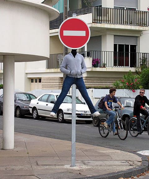 Installation von Mark Jenkins in Royan.