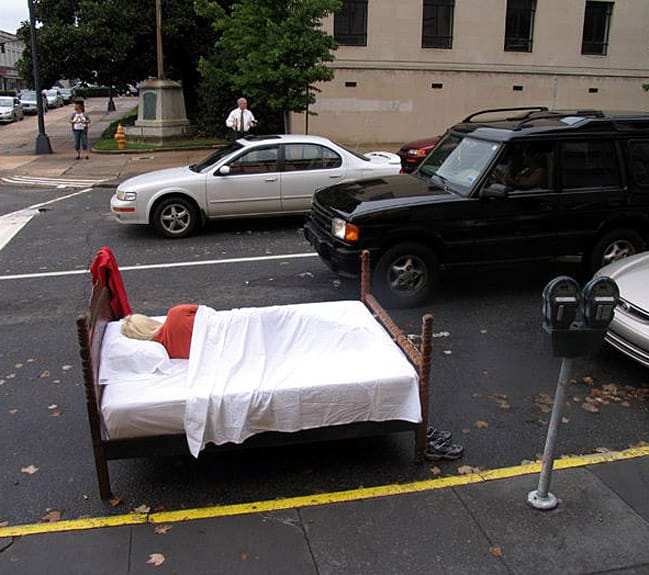 Installation von Mark Jenkins in Winston-Salem. Installation von Mark Jenkins in Winston-Salem.