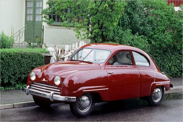 1949 lief die Serienfertigung des Saab 92 mit einem Zweitakt-Zweizylinder unter der Haube an.