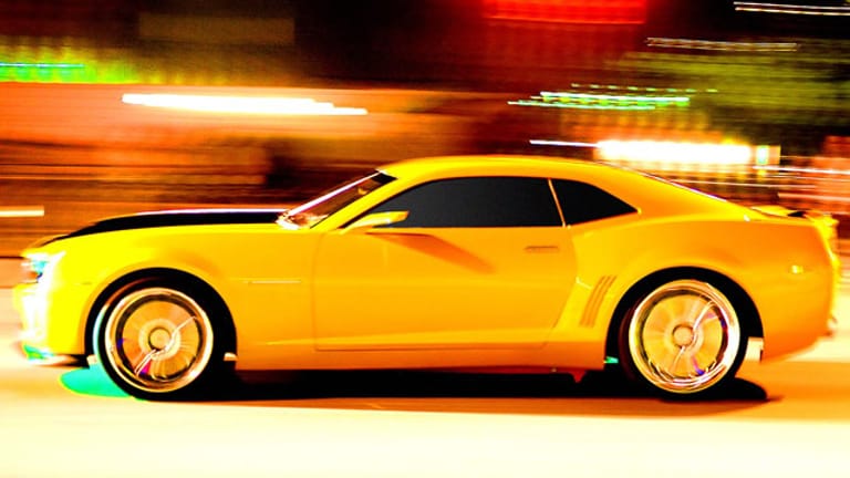 Der gelbe Chevrolet Camaro rast durch die "Transformers"-Filme.