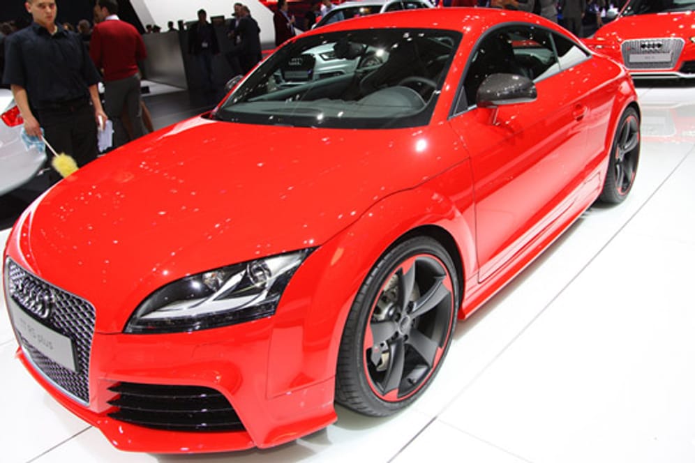 Das Audi TT RS plus Coupé ist ab 60.650 Euro erhältlich.