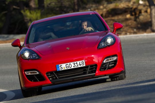 Übersteuern gibt's beim Porsche Panamera GTS nicht.