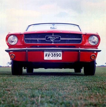 Auch eines der ersten Muscle-Cars: Der Ford Mustang 1964.