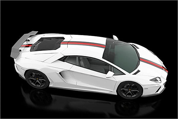 Ab Werk ist der Aventador LP700-4 in 2,9 Sekunden auf Tempo 100, maximal sind 350 km/h drin.