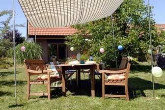 Rustikale Gartenmöbel: Ein Platz zum Erholen