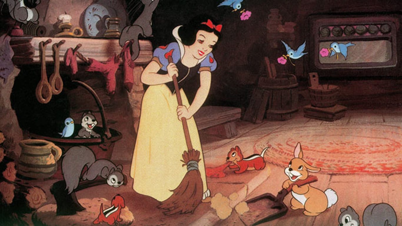 Szenenbild aus Walt Disneys "Schneewittchen und die sieben Zwerge"