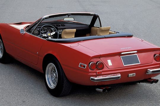 Ferrari 365 Daytona Spider GTS/4