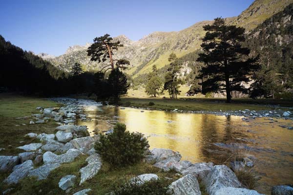Pyrenäen: Ruhe für Wanderer.