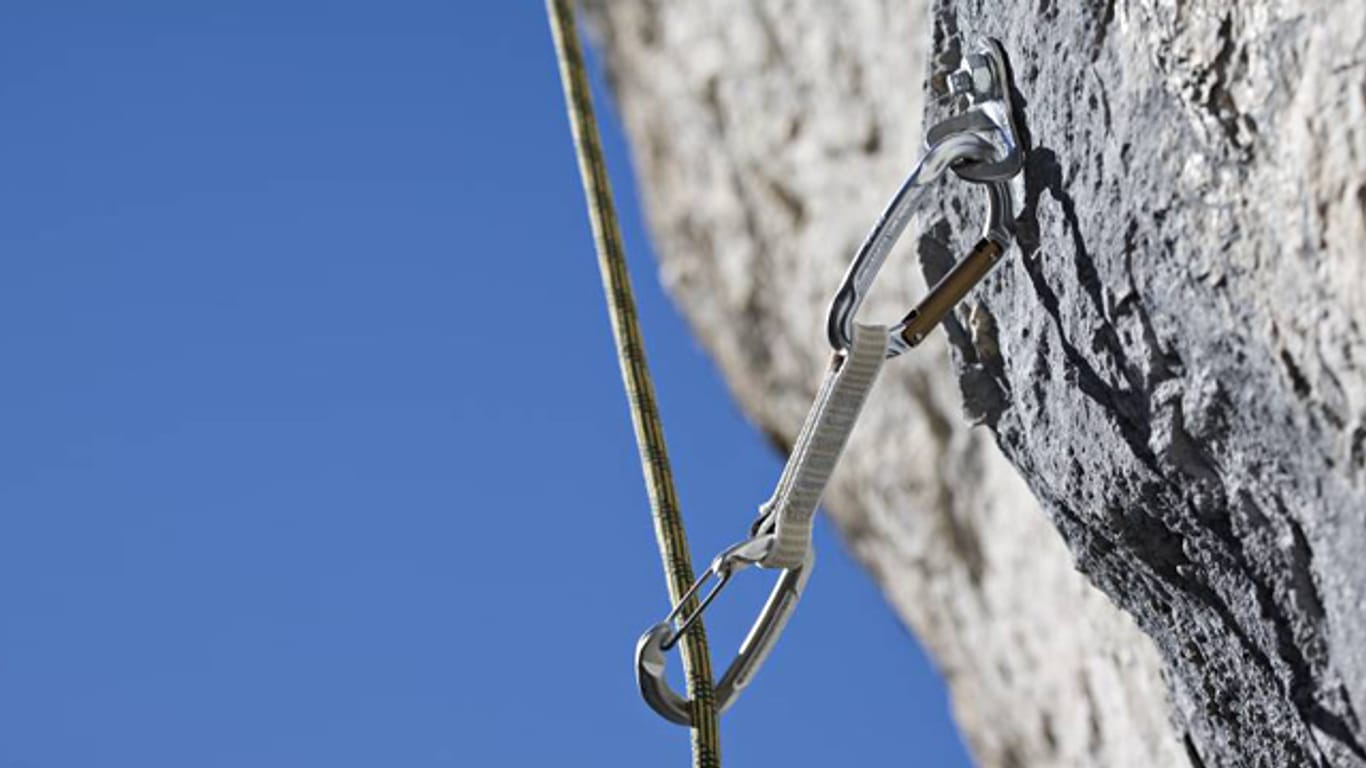 Je nach Verwendungszweck werden beim Klettern unterschiedliche Seiltypen verwendet: Einfachseil, Halbseil und Zwillingsseil.