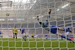 Bundesligist Schalke 04 will mit einer Unternehmensanleihe bis zu 50 Millionen Euro einnehmen.