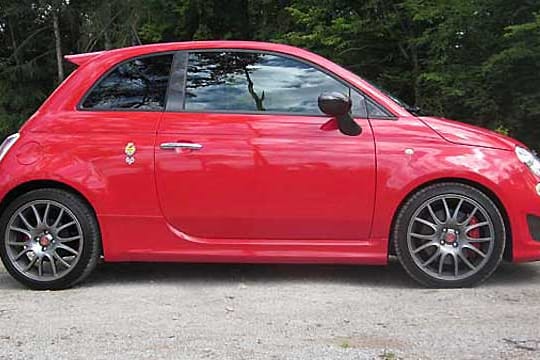 Abarth 695 Tributo Ferrari