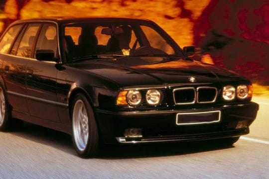 BMW M5 Touring E34