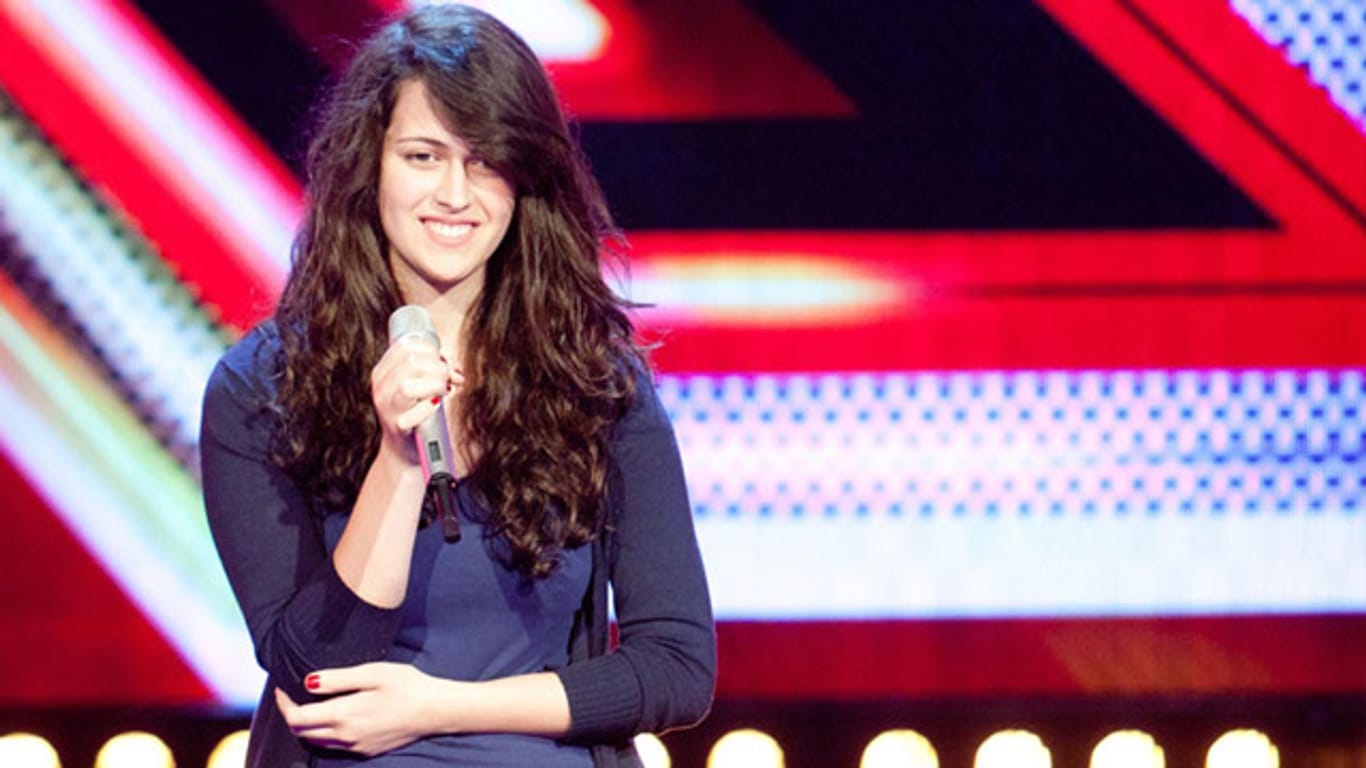 "X Factor": Arbesa Sinanaj rührt Sandra Nasic zu Tränen.