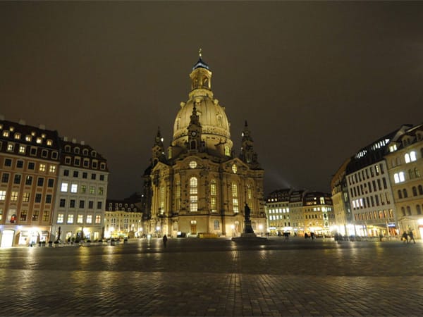 Die Frauenkirche in Dresden ist das bekannteste Wahrzeichen der Stadt. Sie müssen die Kirche unbedingt auch von Innen sehen.