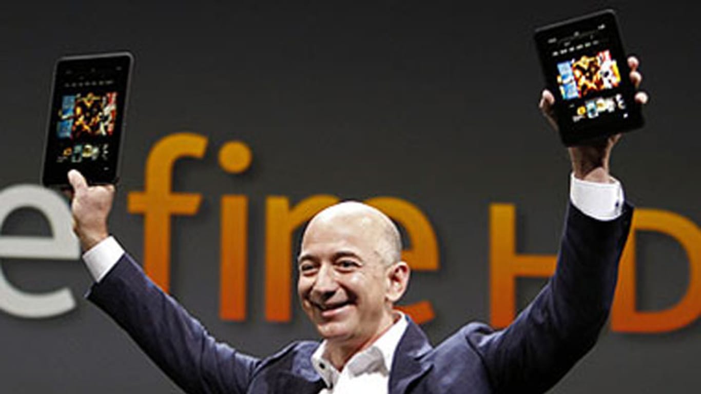 Amazon-Gründer Jeff Bezos zeigt den neuen Tablet-PC Amazon Kindle Fire HD