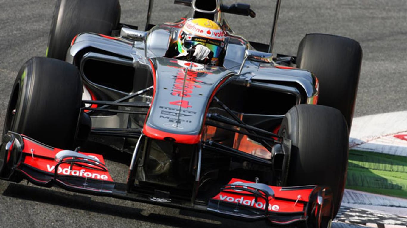 Lewis Hamilton ist im zweiten Training der Schnellste.