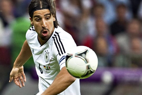 Sami Khedira gilt eigentlich als kopfballstark und gefährlich bei Ecken.