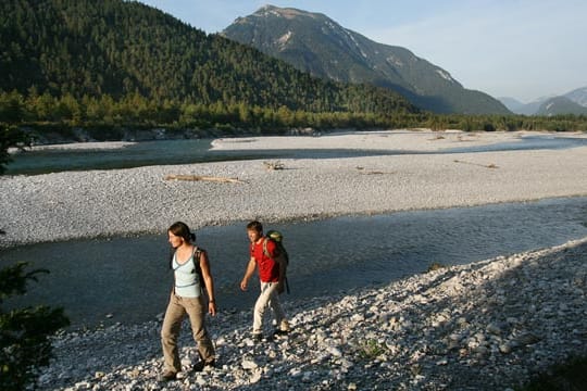 Wandern durch eine der letzten wilden Flusslandschaften Europas.