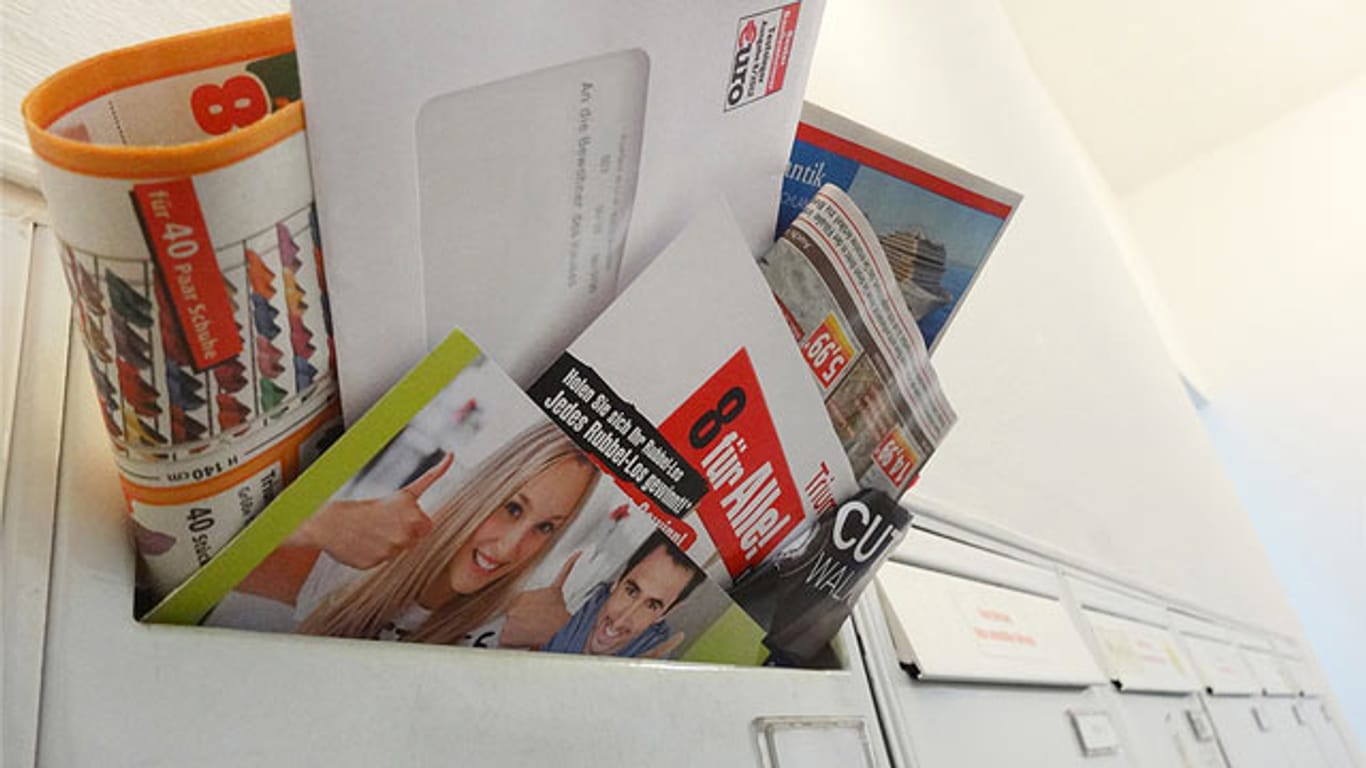 Werbeflut im Briefkasten: Wer das verhindern will, muss sich gegen Datenhändler wehren.