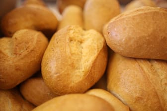 Brötchen-Krise: Backwaren werden teurer, gleichzeitig müssen viele Bäckereien aufgeben