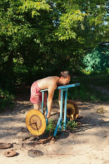 Aus dem Bildband: "Kachalka. Muscle Beach. The Pumping Iron Revolution" von Kirill Golovchenko
