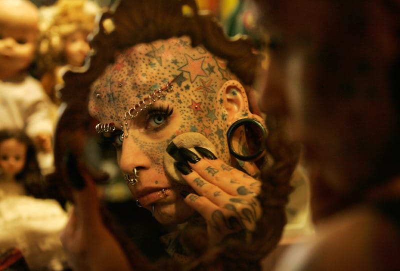 Mit 14 Jahren ließ sich Maria Jose Cristerna ihr erstes Tattoo stechen. Mit 14 Jahren ließ sich Maria Jose Cristerna ihr erstes Tattoo stechen.