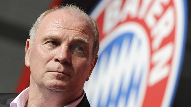 Uli Hoeneß nennt die Personalie Jan-Christian Dreesen einen "Meilenstein". Uli Hoeneß nennt die Personalie Jan-Christian Dreesen einen "Meilenstein".