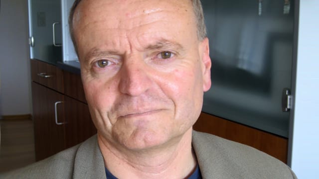 Manfred Spitzer, Autor des Bestsellers "Digitale Demenz", ist überzeugt, dass Kinder und Jugendliche durch übermäßigen Konsum digitaler Medien verblöden.