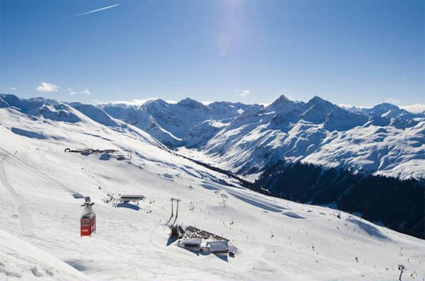 Davos in der Schweiz mit 145 Tagen.