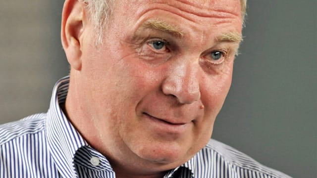 Klose-Kritiker Uli Hoeneß: "80 Prozent der Tore gegen Liechtenstein und Co." Klose-Kritiker Uli Hoeneß: "80 Prozent der Tore gegen Liechtenstein und Co."
