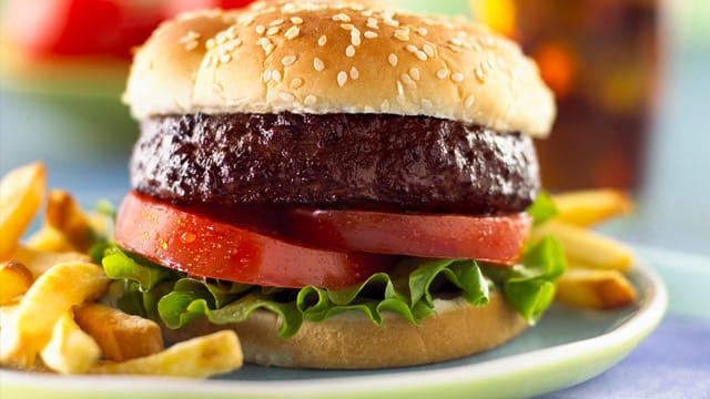 Das Deutsche Institut für Service-Qualität testete Fast-Food-Restaurants. Das Deutsche Institut für Service-Qualität testete Fast-Food-Restaurants.