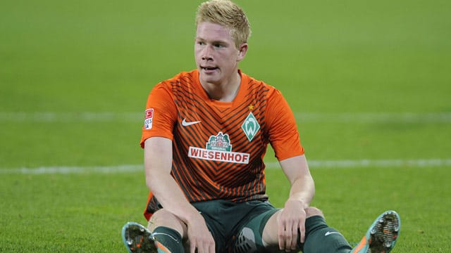 Kevin De Bruyne musste sich bei seiner Rückkehr nach Bremen etlichen Fragen stellen. Kevin De Bruyne musste sich bei seiner Rückkehr nach Bremen etlichen Fragen stellen.