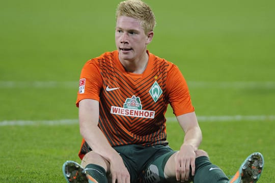 Kevin De Bruyne musste sich bei seiner Rückkehr nach Bremen etlichen Fragen stellen.