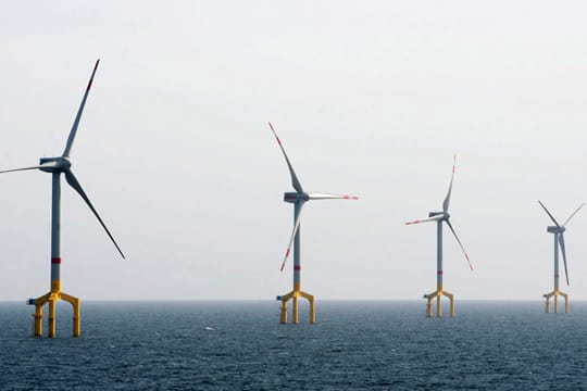 Beim Bau des Windparks Borkum geht es vorläufig nicht weiter