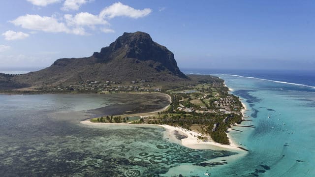 Die immergrüne Insel Mauritius im Indischen Ozean.