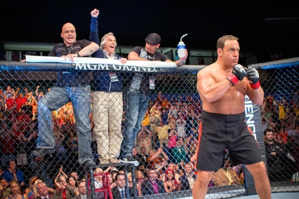 "King of Queens"-Star Kevin James steigt in "Das Schwergewicht" als Mixed-Martial-Arts-Kämpfer in den Ring. Das kling komisch, ist es auch. Aber obwohl es sich bei dem Film um eine waschechte Komödie handelt, geht es bei den Kämpfen bemerkenswert hart zu und James macht dabei eine überraschend gute Figur.