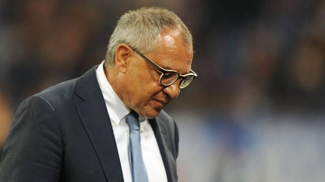 Felix Magath muss in Wolfsburg seinen Hut nehmen.