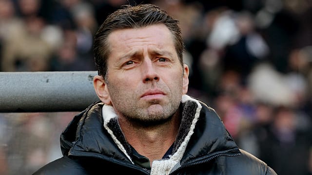 Trainer Michael Skibbe verlässt den türkischen Erstligisten Kardemir Karabükspor nach zehn Spielen. Trainer Michael Skibbe verlässt den türkischen Erstligisten Kardemir Karabükspor nach zehn Spielen.