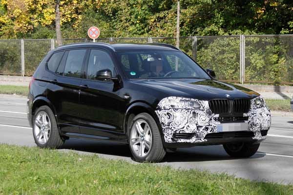 Der BMW X3 erhält im kommenden Jahr ein dezentes Facelift.