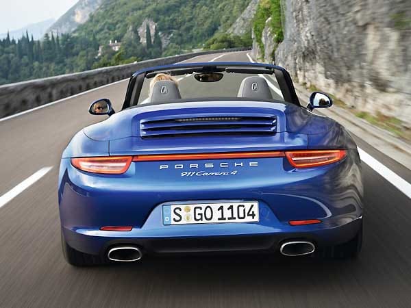 Die Elfer-Familie von Porsche bekommt 2013 einen Allradantrieb spendiert.